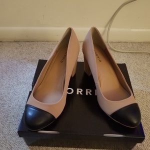 NUDE TWO-TONE PUMP (WIDE WIDTH)